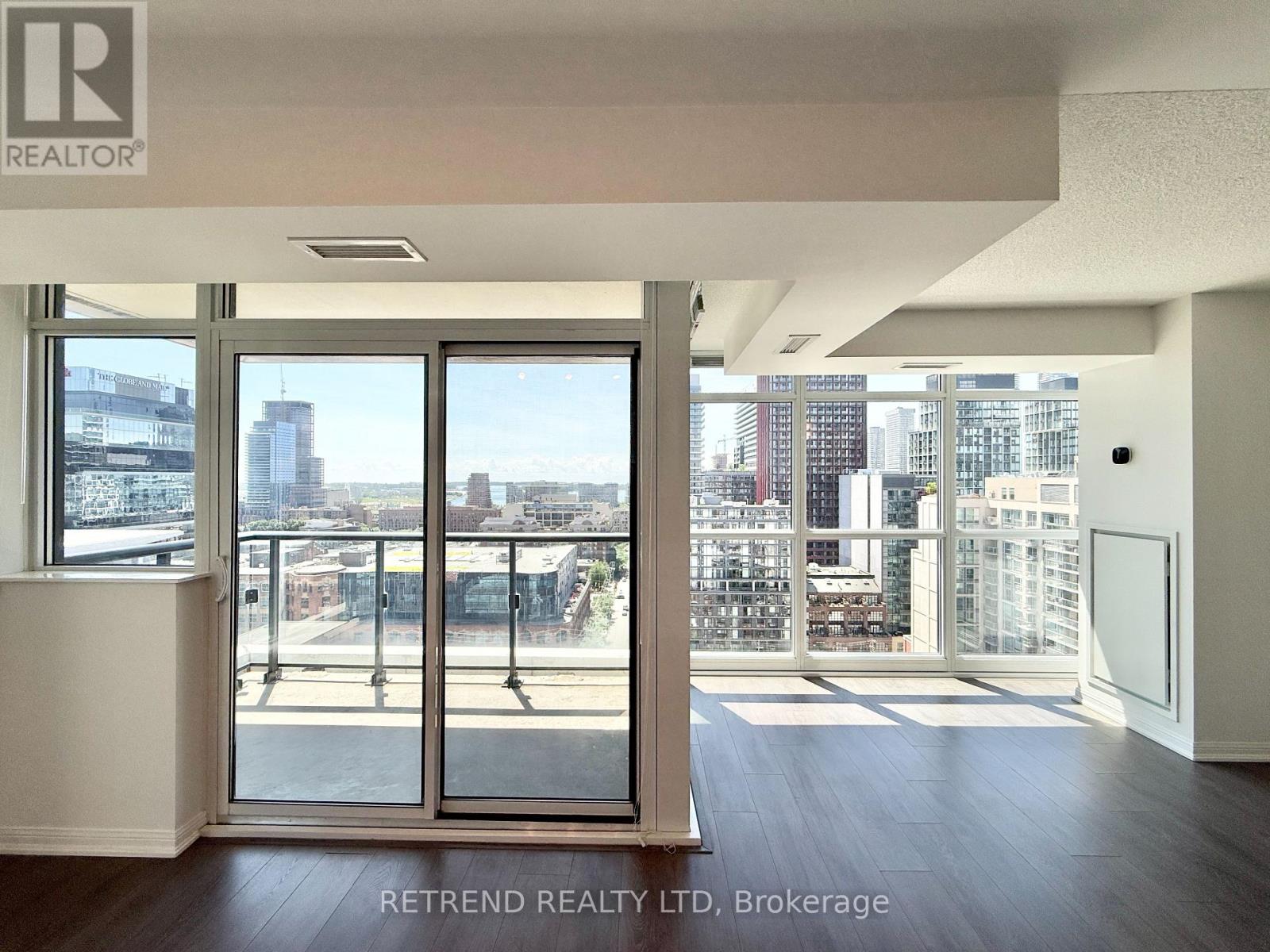 2204 - 400 Adelaide Street E, Toronto, Ontario  M5A 4S3 - Photo 6 - C13541418