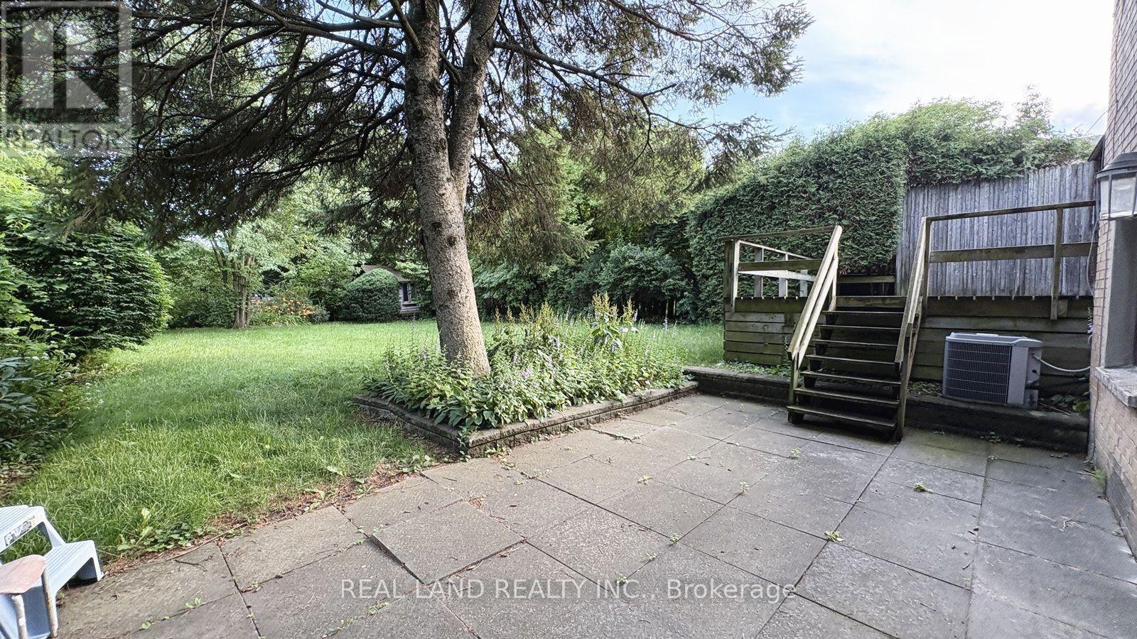 53 Lloydminster Crescent, Toronto, Ontario  M2M 2S2 - Photo 22 - C13541426