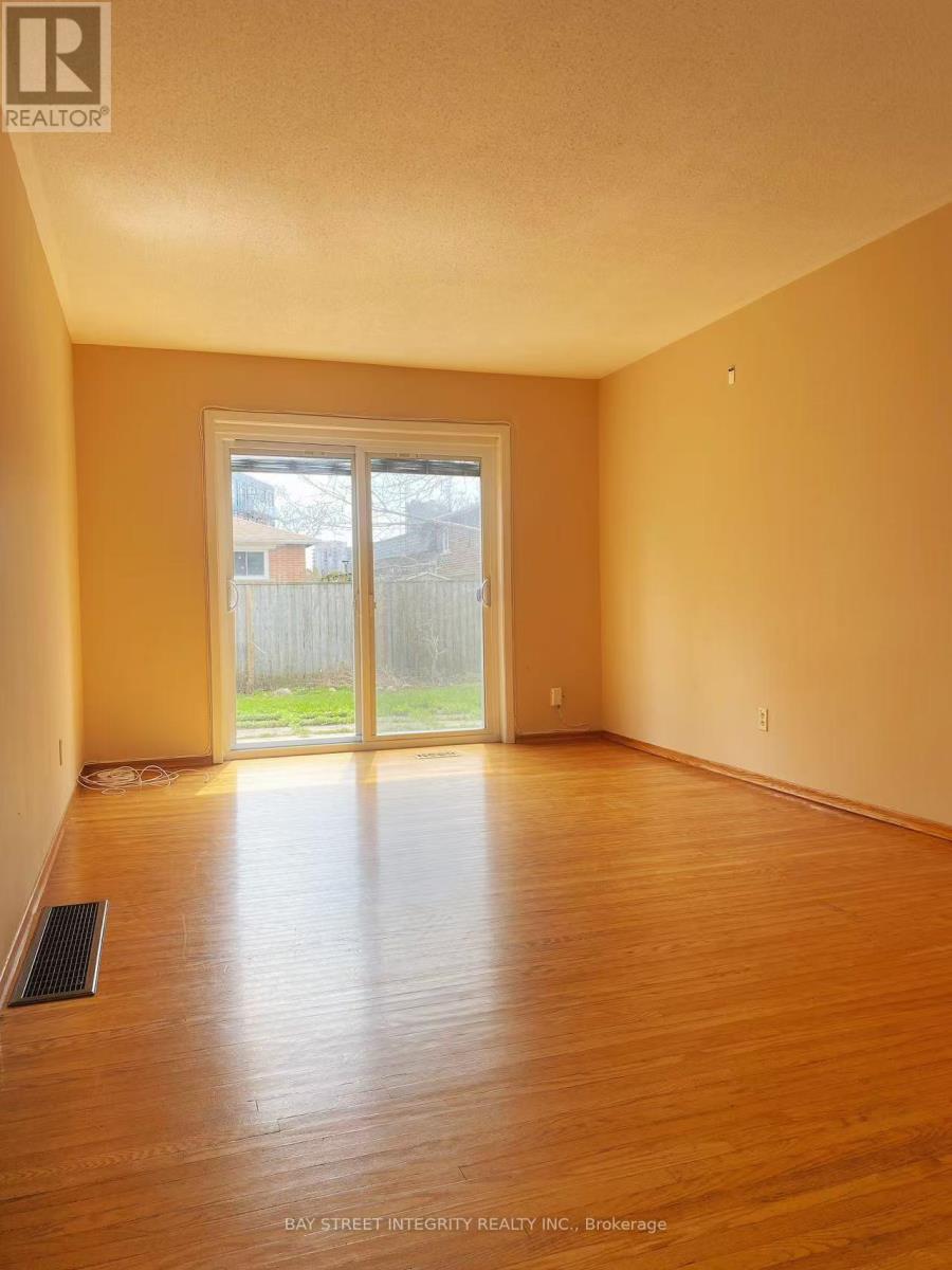 1&2 Fl - 21 Kingslake Road, Toronto, Ontario  M2J 3E2 - Photo 3 - C13541434