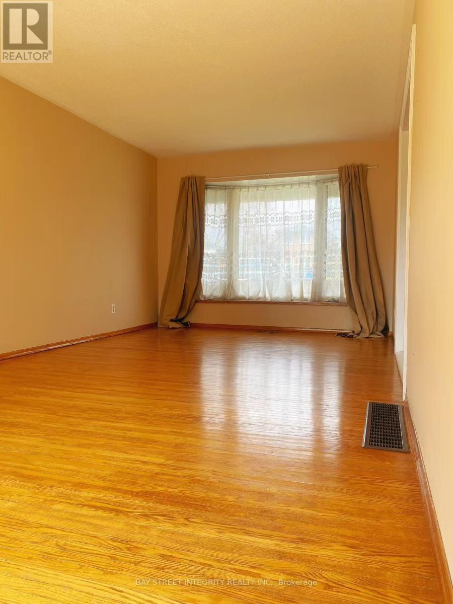 1&2 Fl - 21 Kingslake Road, Toronto, Ontario  M2J 3E2 - Photo 4 - C13541434