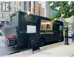 71 SUNRISE AVENUE, Toronto, Ontario