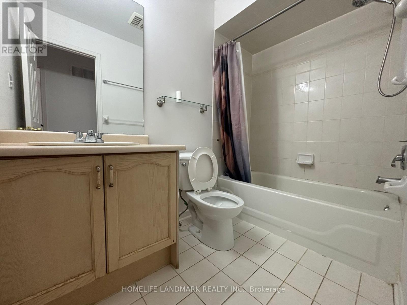 9 Baltic Street, Richmond Hill, Ontario  L4B 4H8 - Photo 15 - N13541410
