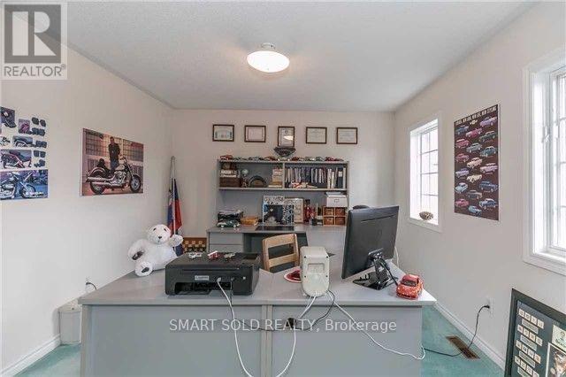 704 Foxcroft Boulevard, Newmarket, Ontario  L3X 1N2 - Photo 14 - N13541422