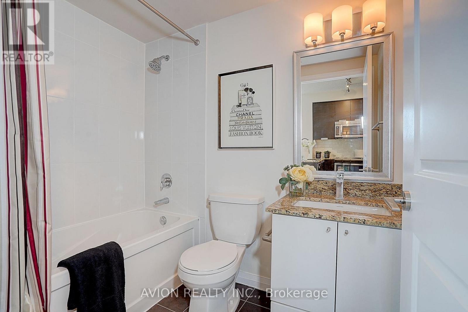 1202 - 55 Eglinton Avenue W, Mississauga, Ontario  L5R 0E5 - Photo 25 - W13541392