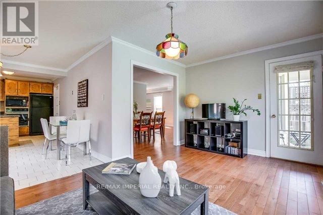 1119 Glenridge Drive, Oakville, Ontario  L6M 2L1 - Photo 9 - W13541464