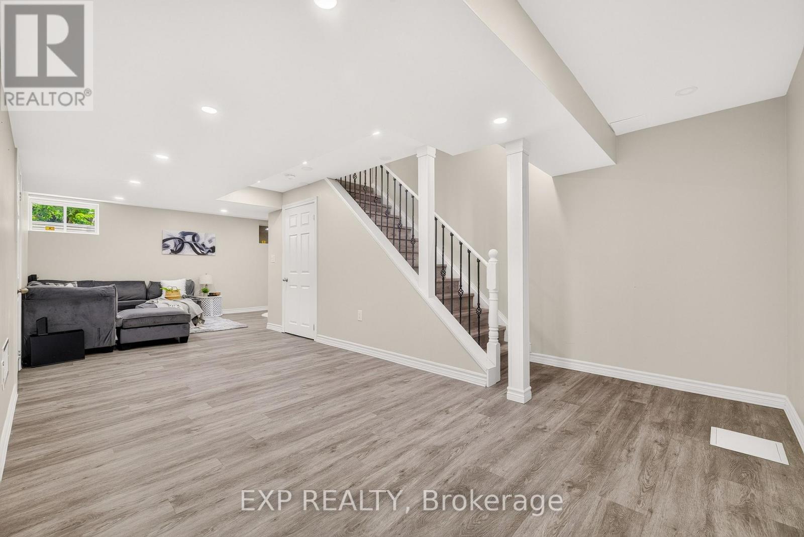 620 Munich Circle, Waterloo, Ontario  N2V 2L6 - Photo 32 - X13541468