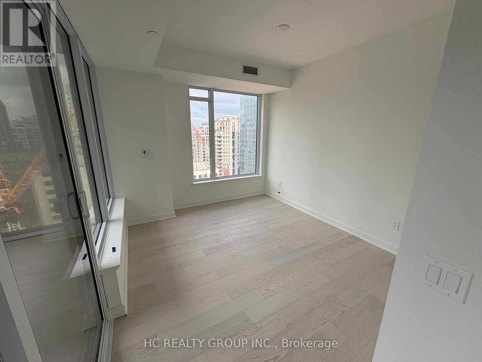 1412 - 11 Yorkville Avenue E, Toronto, Ontario  M4W 0B7 - Photo 7 - C13541504