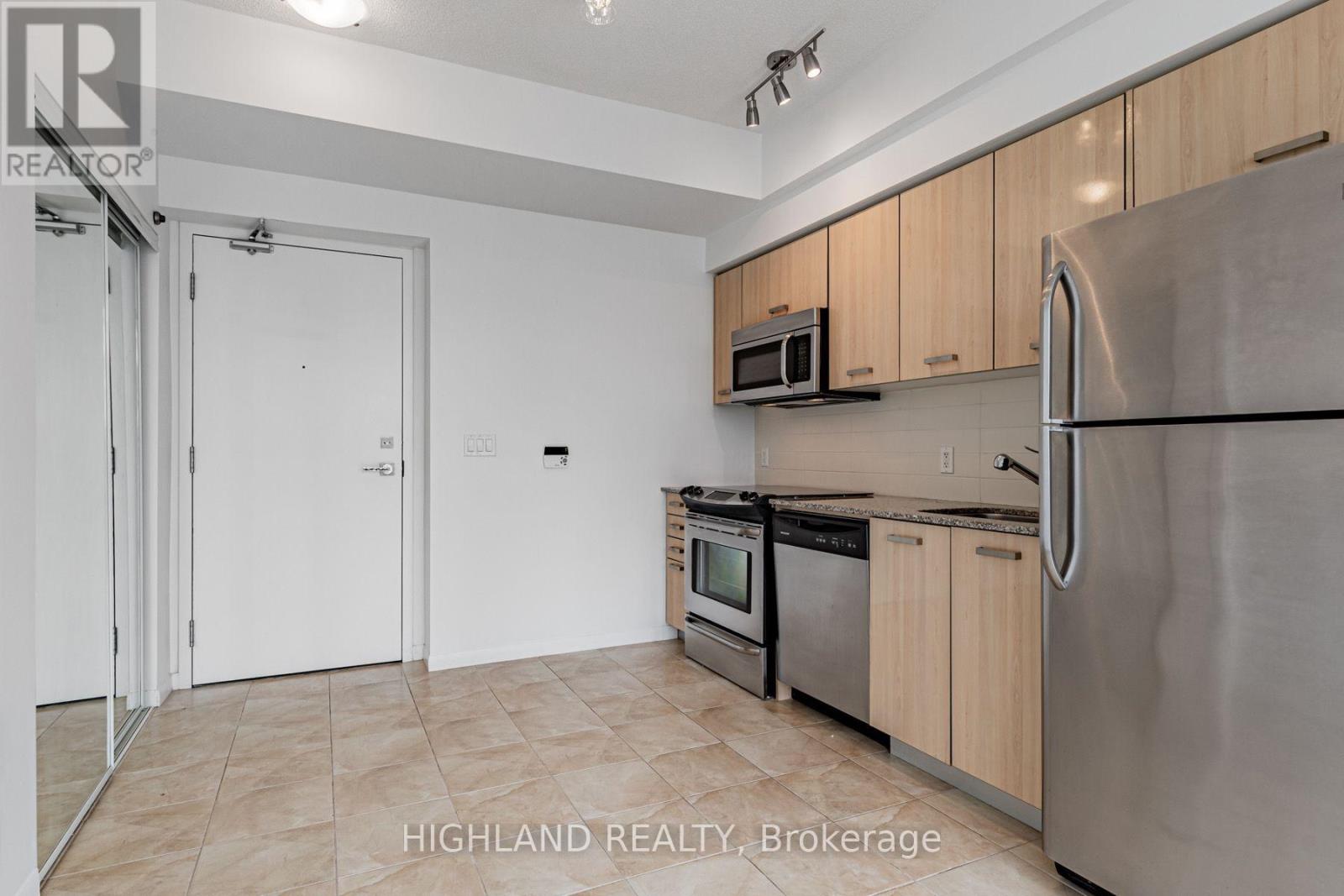 2409 - 832 Bay Street, Toronto, Ontario  M5S 1Z6 - Photo 6 - C13541534