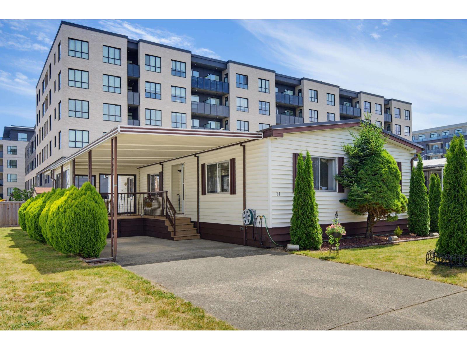 21 8670 156 STREET, Surrey, British Columbia