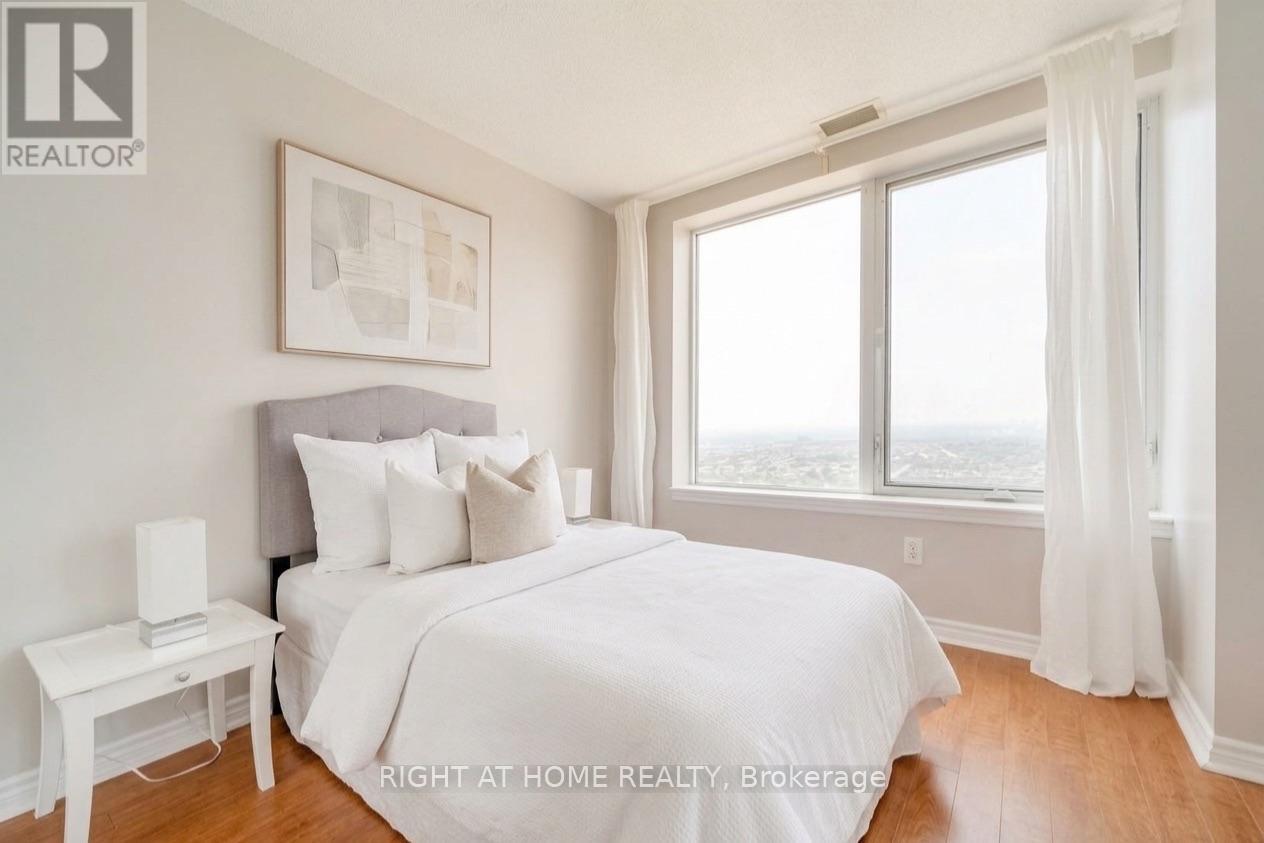3211 - 385 Prince Of Wales Drive, Mississauga, Ontario  L5B 0C6 - Photo 4 - W13541498