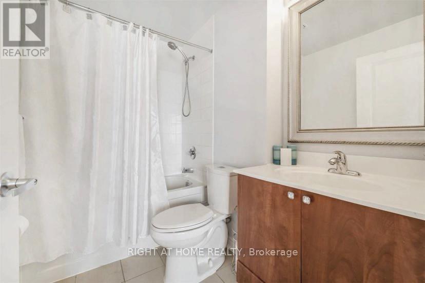 3211 - 385 Prince Of Wales Drive, Mississauga, Ontario  L5B 0C6 - Photo 7 - W13541498