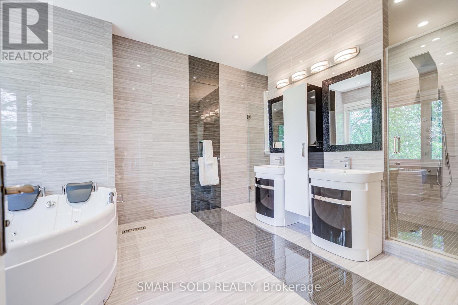 201 Burnhamthorpe Road, Toronto, Ontario  M9B 1Z2 - Photo 26 - W13541500