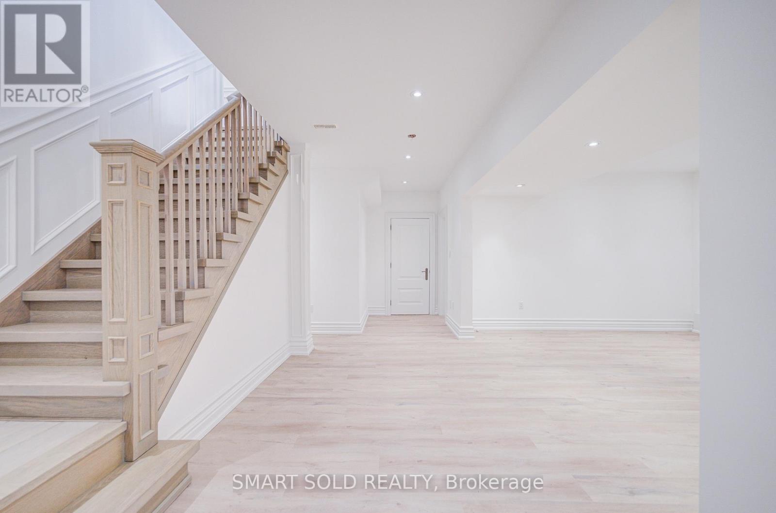 201 Burnhamthorpe Road, Toronto, Ontario  M9B 1Z2 - Photo 41 - W13541500