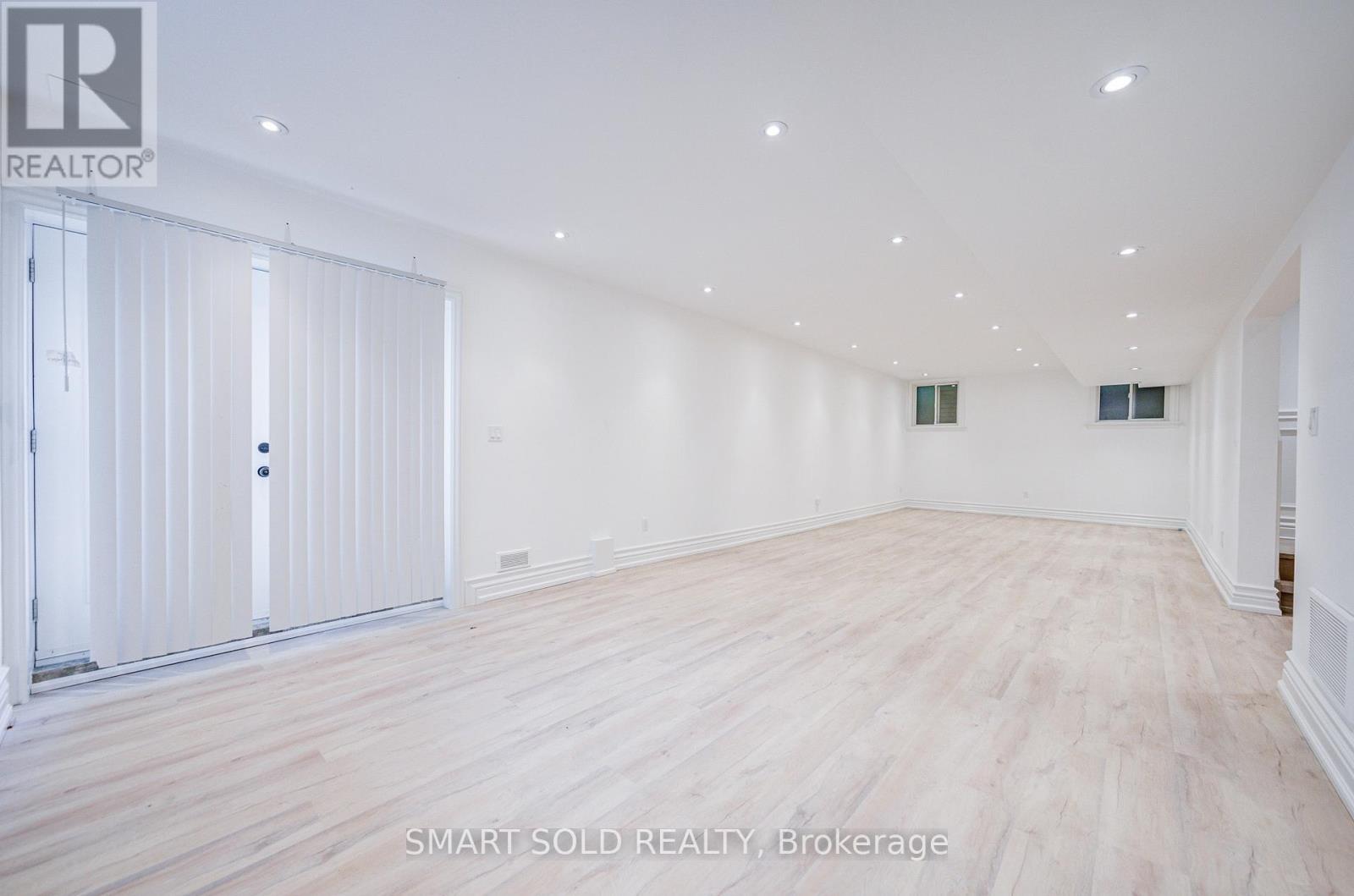 201 Burnhamthorpe Road, Toronto, Ontario  M9B 1Z2 - Photo 44 - W13541500
