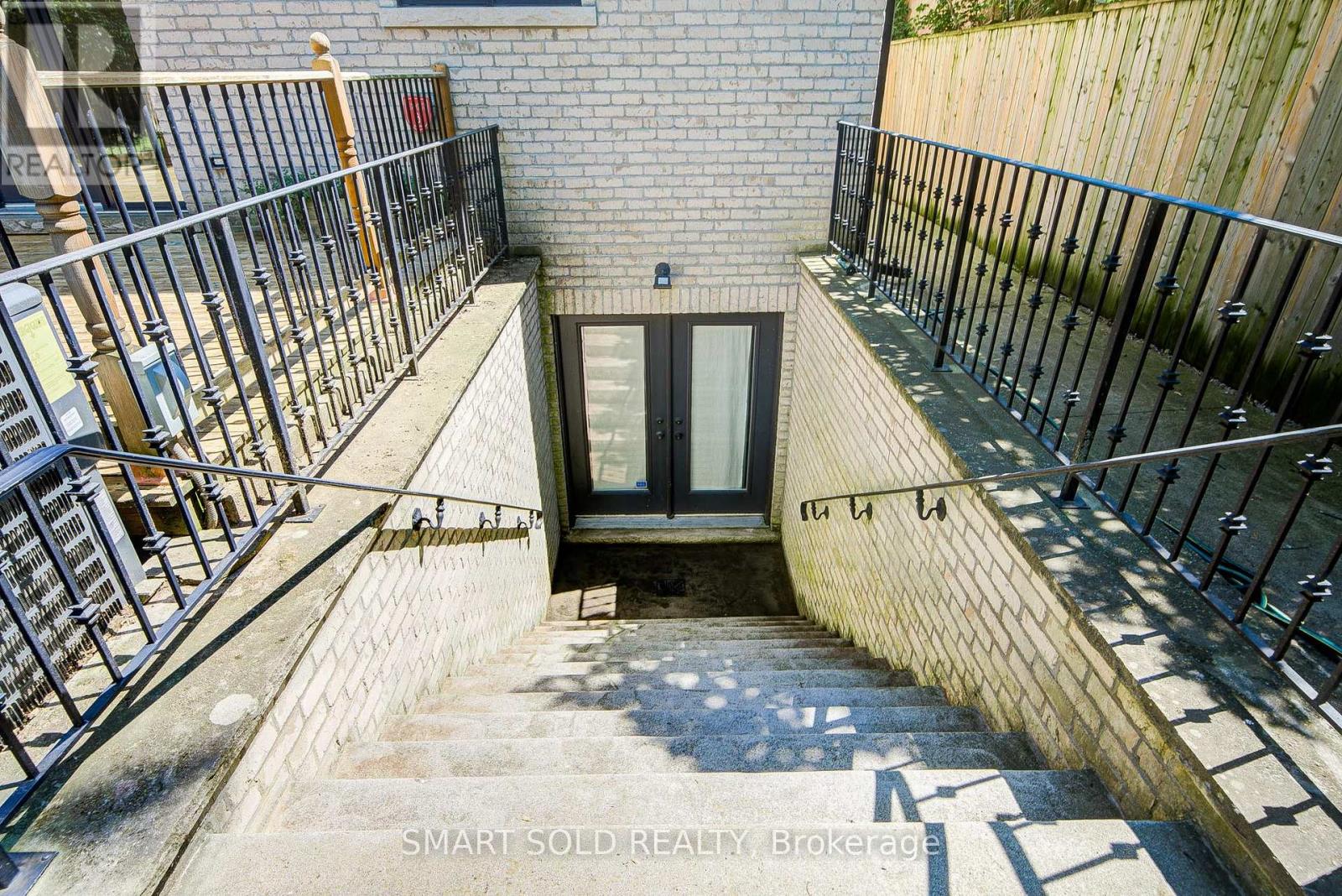 201 Burnhamthorpe Road, Toronto, Ontario  M9B 1Z2 - Photo 47 - W13541500