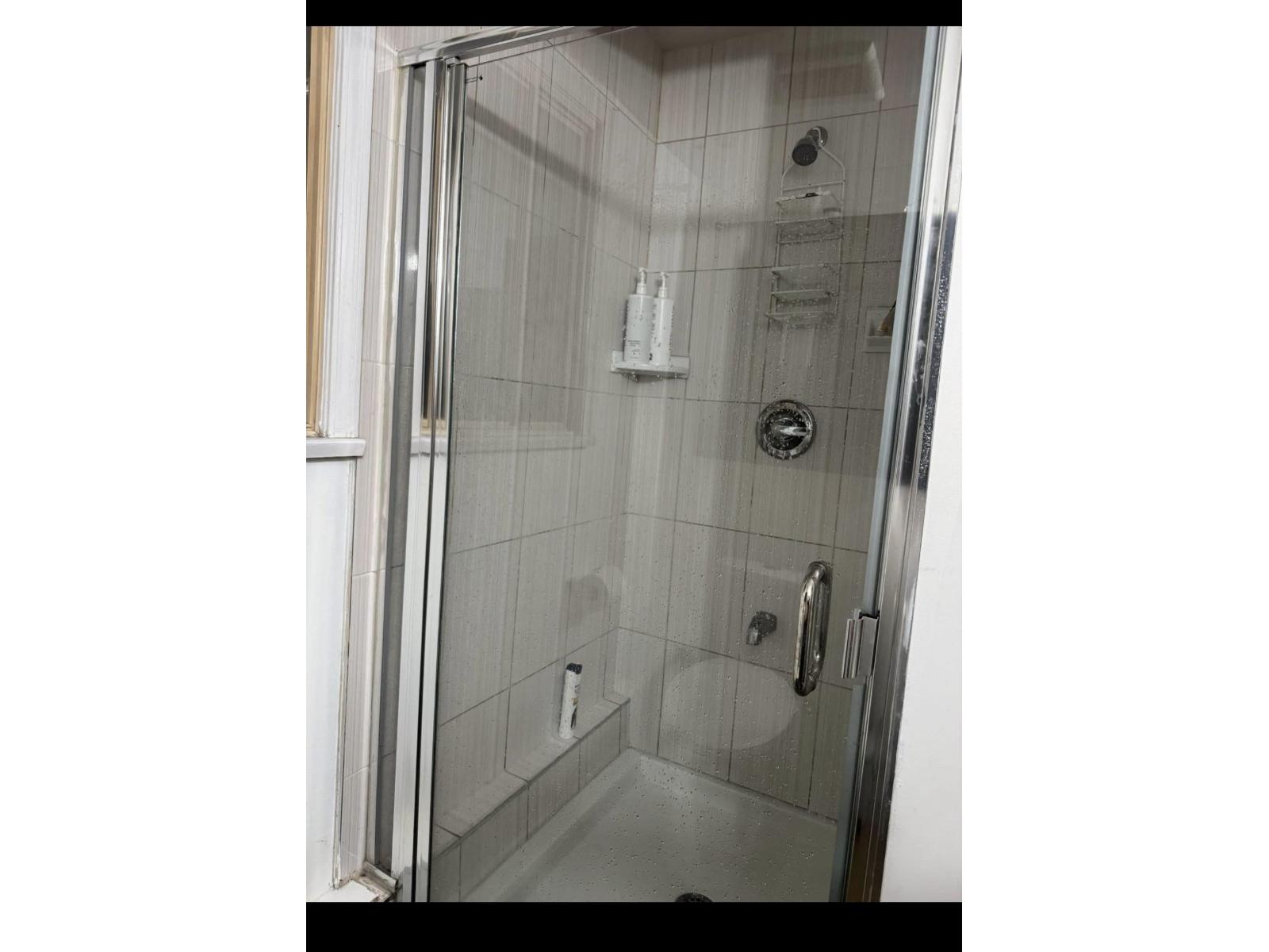 14435 Chartwell Drive, Surrey, British Columbia  V3S 5E3 - Photo 4 - R3144516