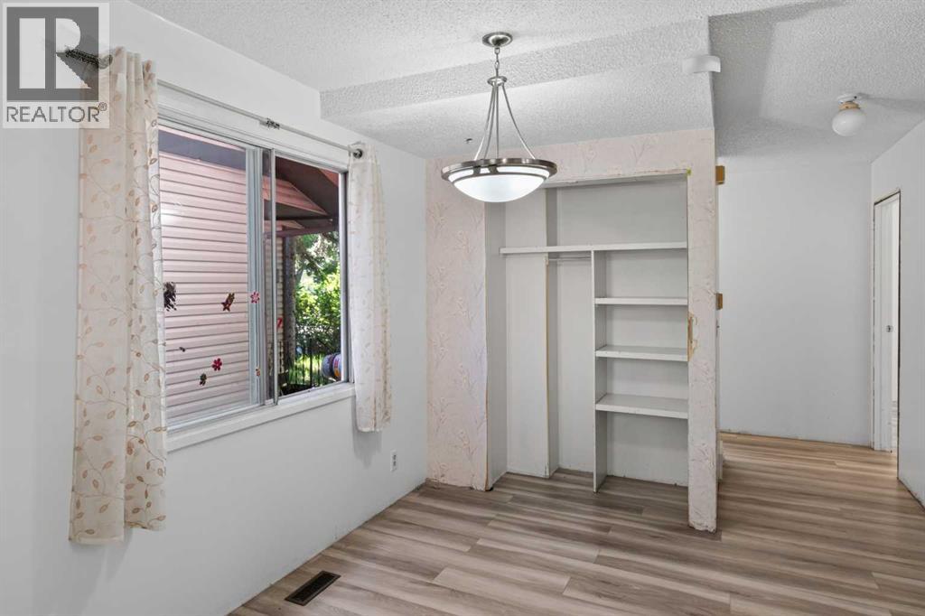558 Whitehill Place NE, Calgary, Alberta  T1Y 3G8 - Photo 3 - A2327723