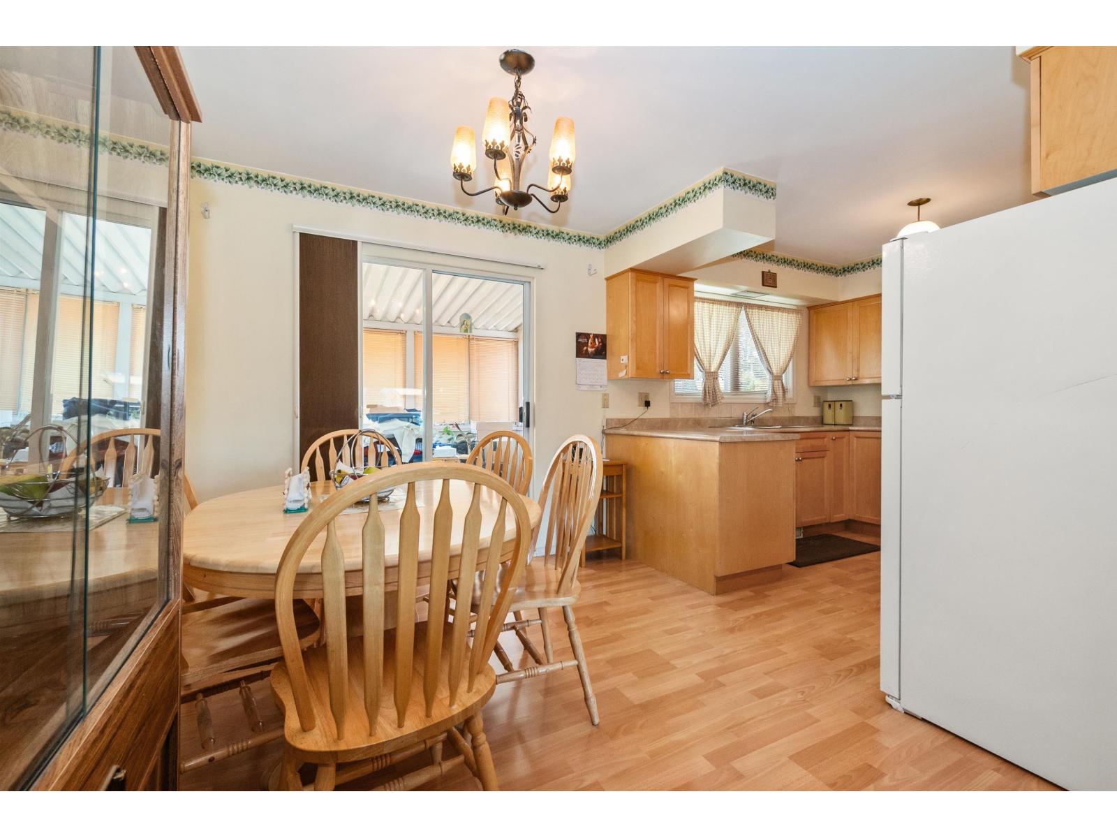 9521 Paula Crescent, Chilliwack Proper East, Chilliwack, British Columbia  V2P 6H1 - Photo 10 - R3142114