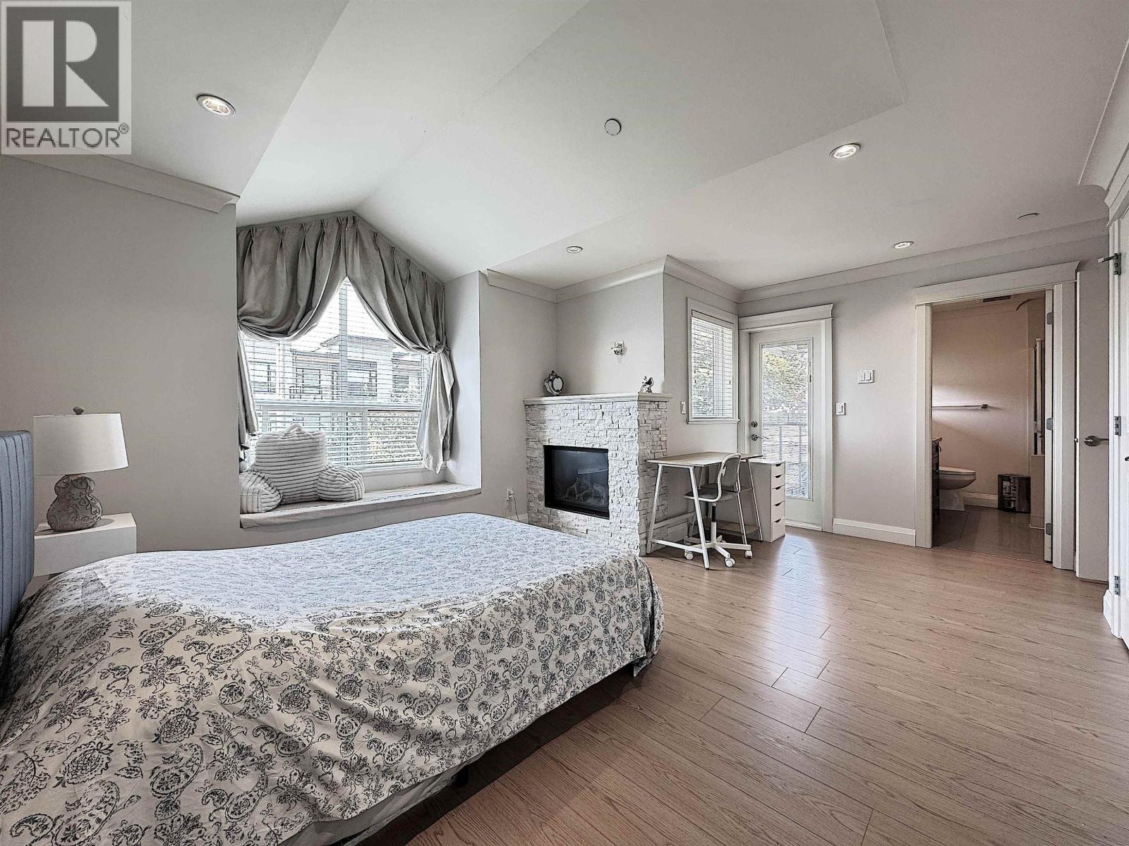 1436 Bewicke Avenue, North Vancouver, British Columbia V7M 3B8 - Photo 13 - R3143934