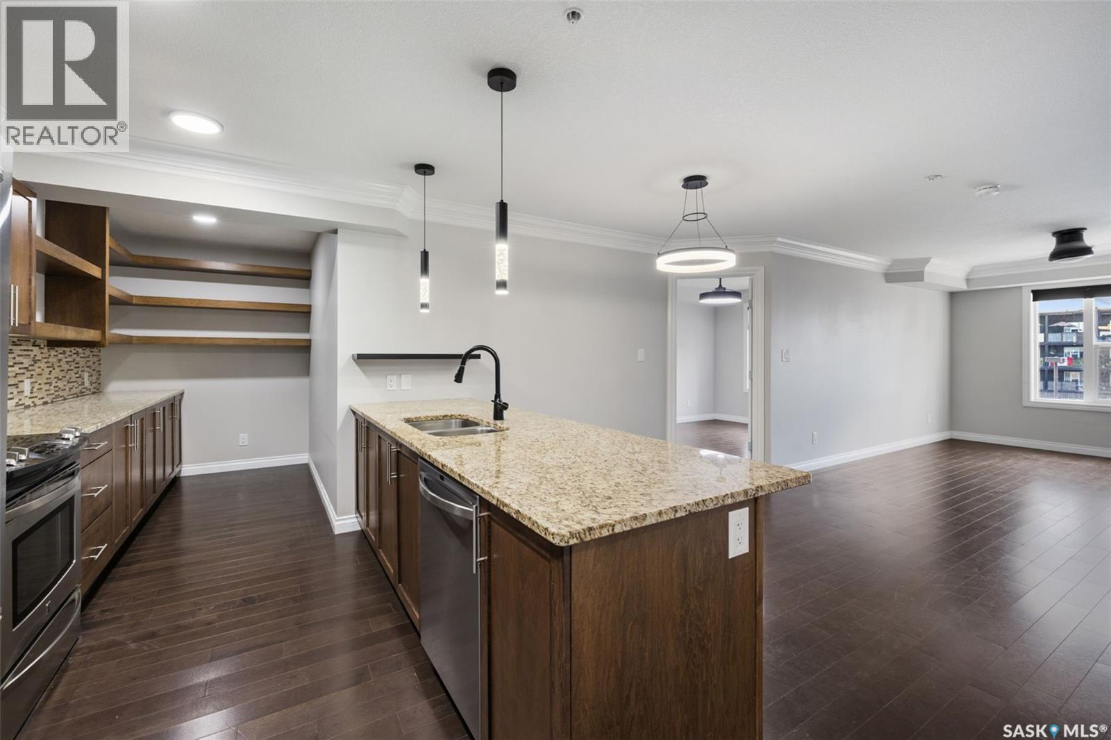 325 5303 Universal Crescent, Regina, Saskatchewan  S4W 0L1 - Photo 8 - SK042052
