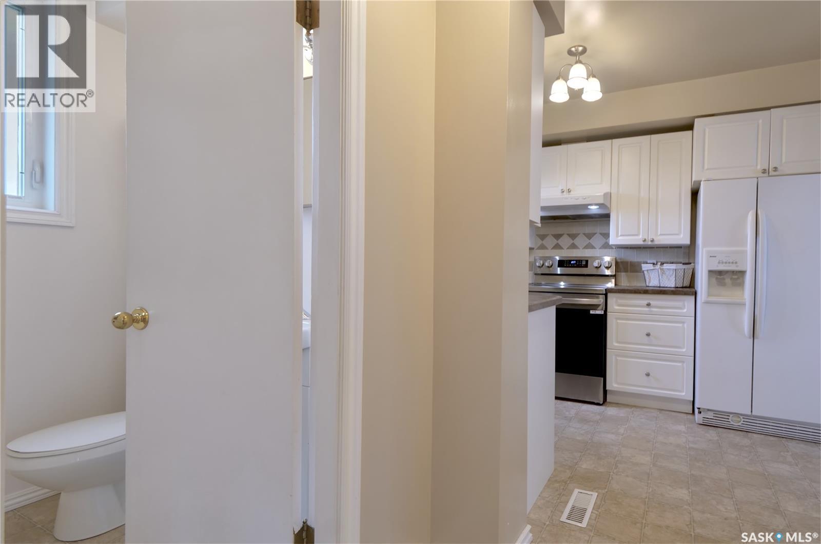 744 Saskatchewan Street W, Moose Jaw, Saskatchewan  S6H 2T7 - Photo 16 - SK041833