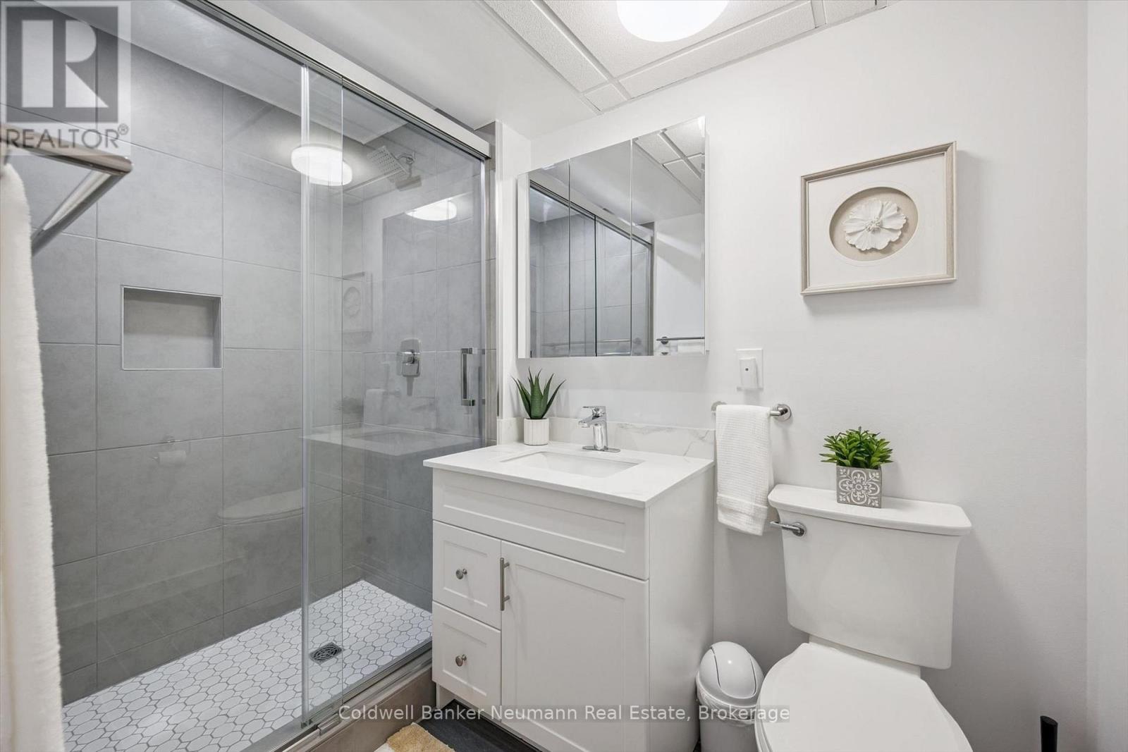 175 Woodville Place, Waterloo, Ontario  N2L 4W8 - Photo 22 - X13541588