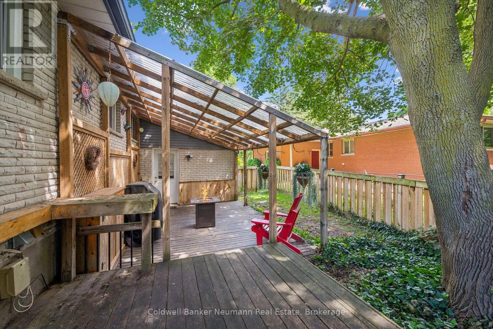 175 Woodville Place, Waterloo, Ontario  N2L 4W8 - Photo 41 - X13541588
