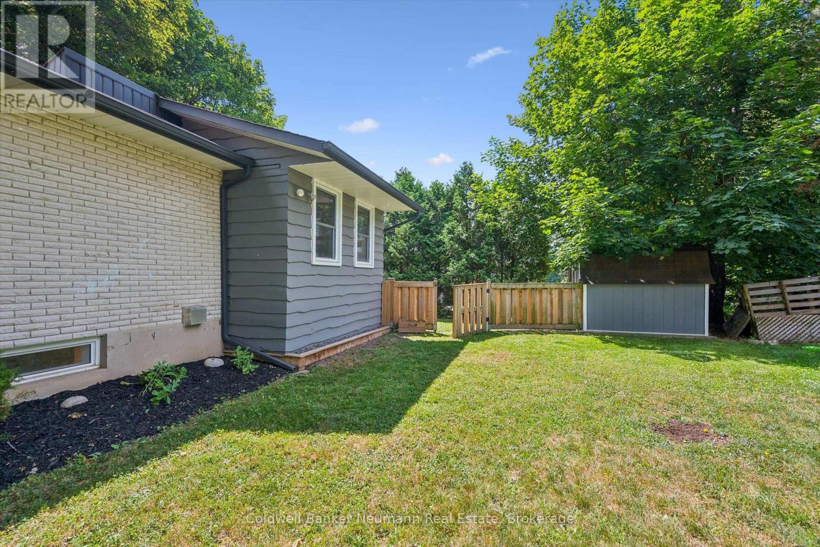 175 Woodville Place, Waterloo, Ontario  N2L 4W8 - Photo 46 - X13541588