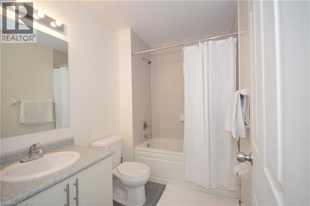 2420 Baronwood Drive Unit# 03-03, Oakville, Ontario  L6M 0J8 - Photo 6 - 40846593