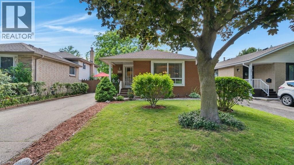 252 Johanna Drive, Cambridge, Ontario  N1S 4C6 - Photo 3 - 40845288