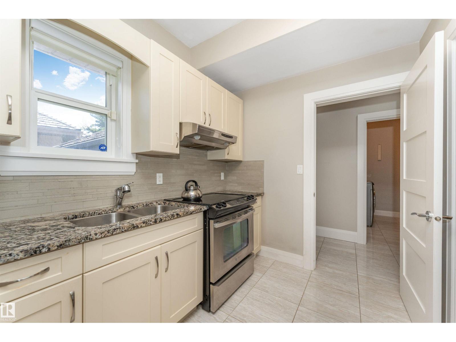 3503 Watson Pt SW, Edmonton, Alberta  T6W 0P3 - Photo 33 - E4497770