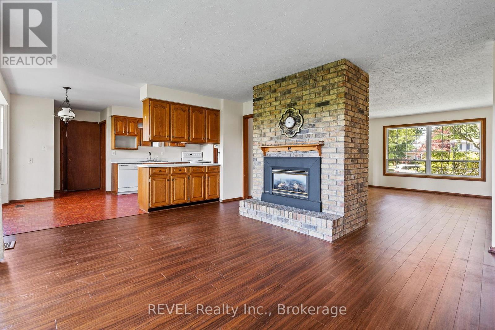 4198 Regent Court, Lincoln, Ontario  L3J 0N4 - Photo 15 - X13541650