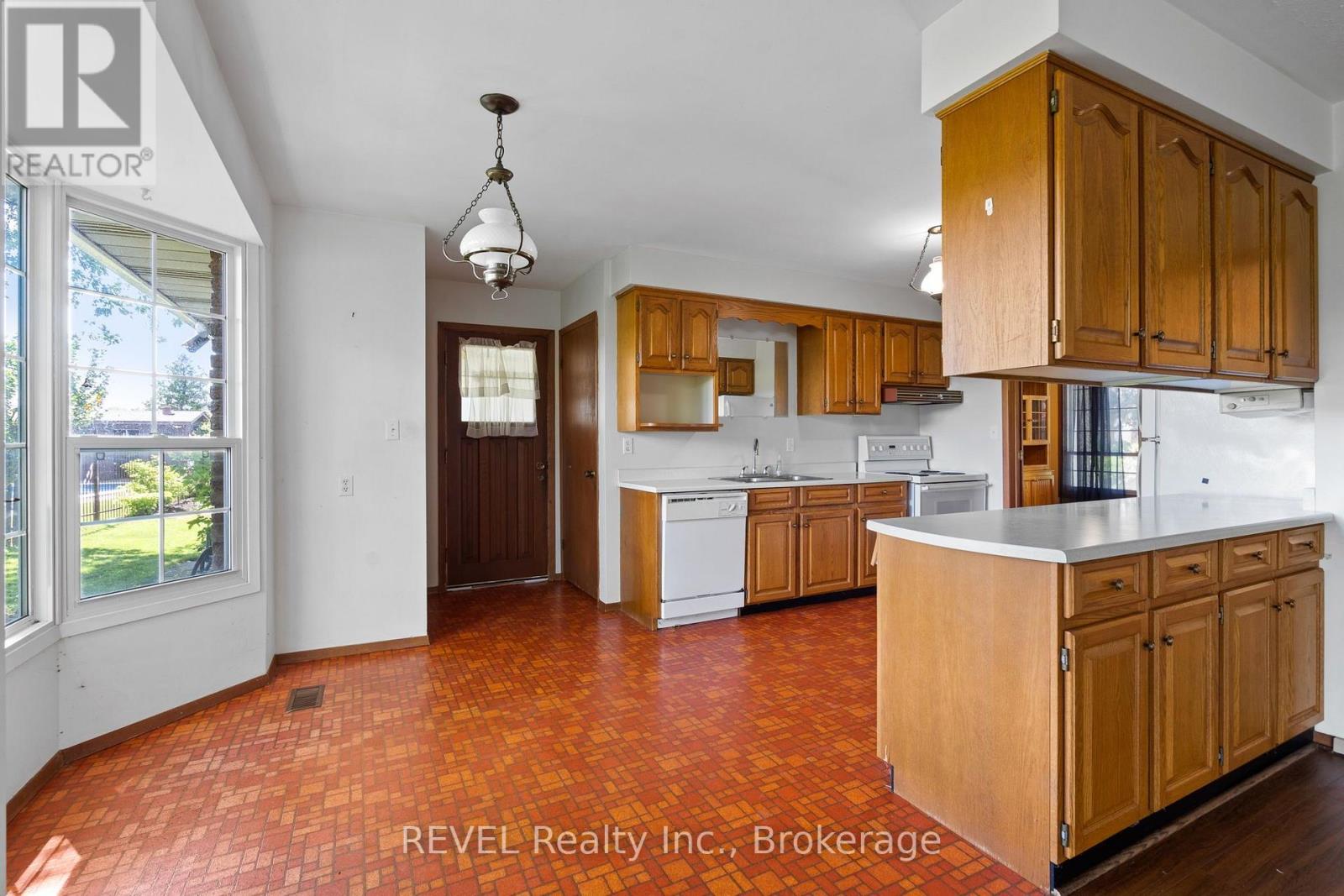 4198 Regent Court, Lincoln, Ontario  L3J 0N4 - Photo 19 - X13541650