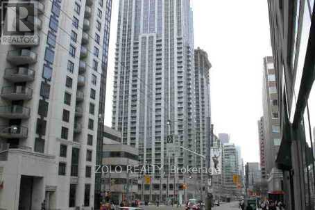 4703 - 763 Bay Street, Toronto, Ontario  M5G 2R3 - Photo 4 - C13541550