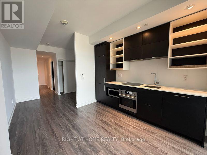 1917 - 20 Edward Street, Toronto, Ontario  M5G 0C5 - Photo 4 - C13541568