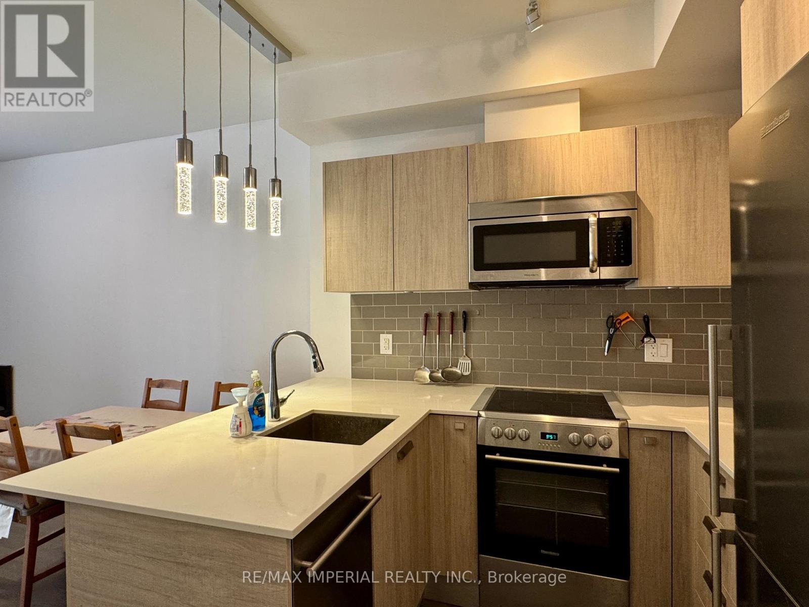 1210 - 57 St. Joseph Street, Toronto, Ontario  M5S 0C5 - Photo 11 - C13541690
