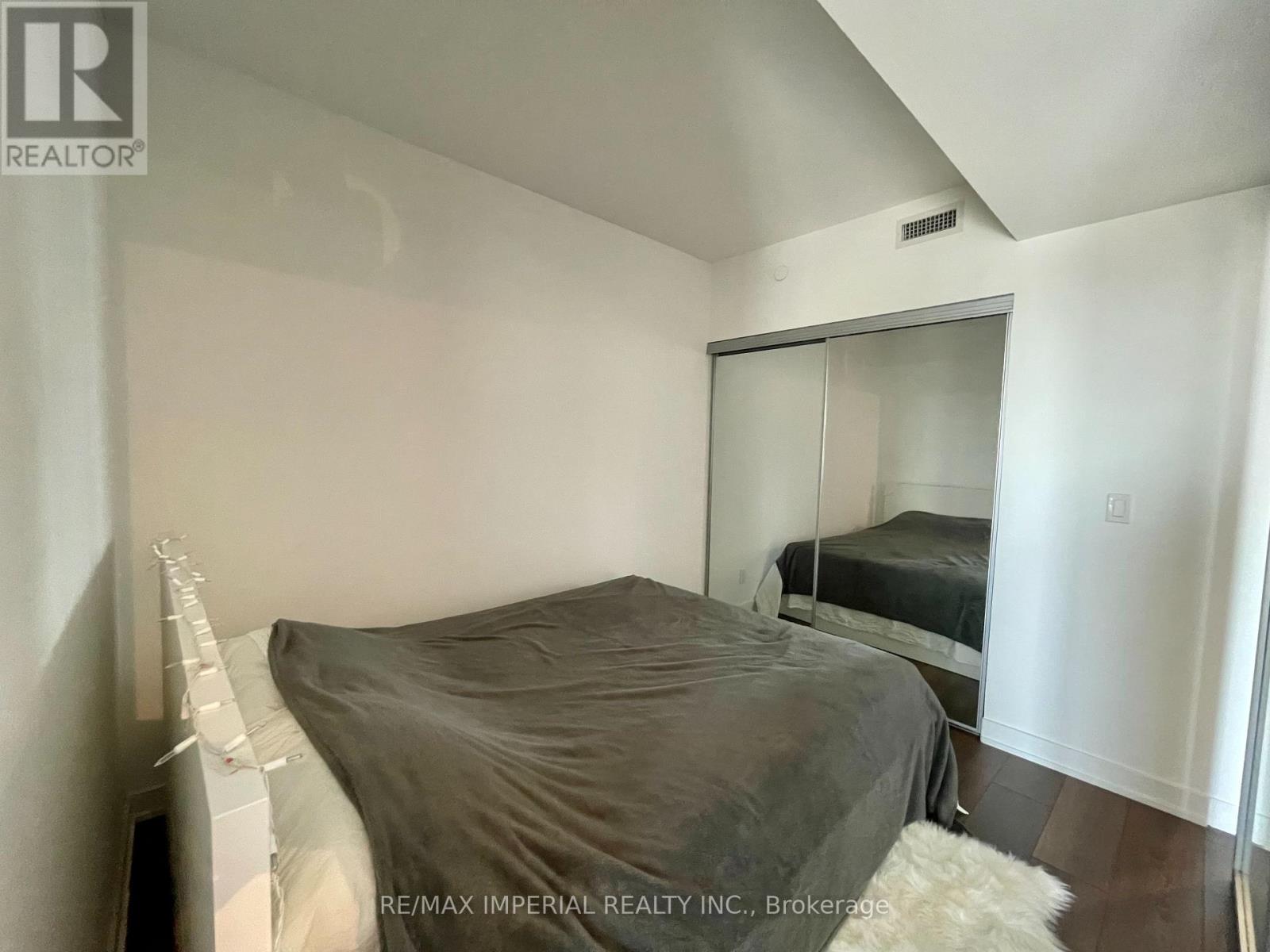 1507 - 18 Maitland Terrace, Toronto, Ontario  M4Y 0H2 - Photo 6 - C13541694