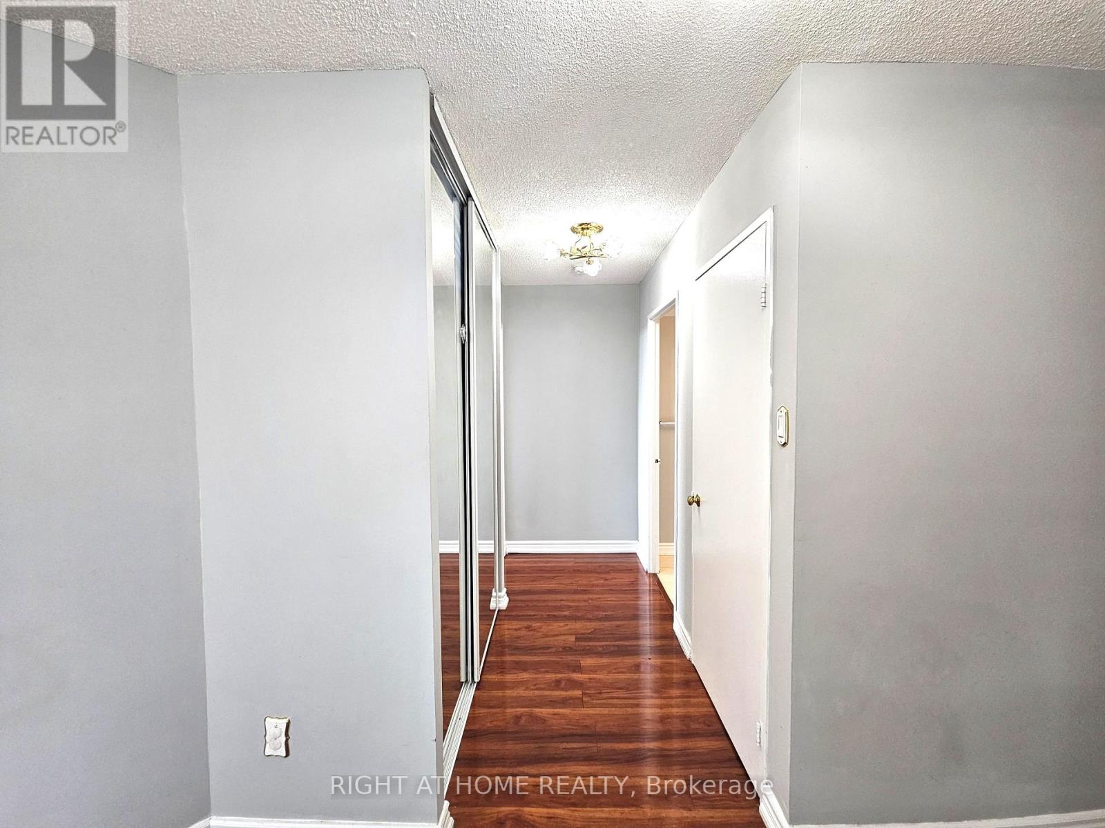 901 - 300 Alton Towers Circle, Toronto, Ontario  M1V 4X9 - Photo 11 - E13541570