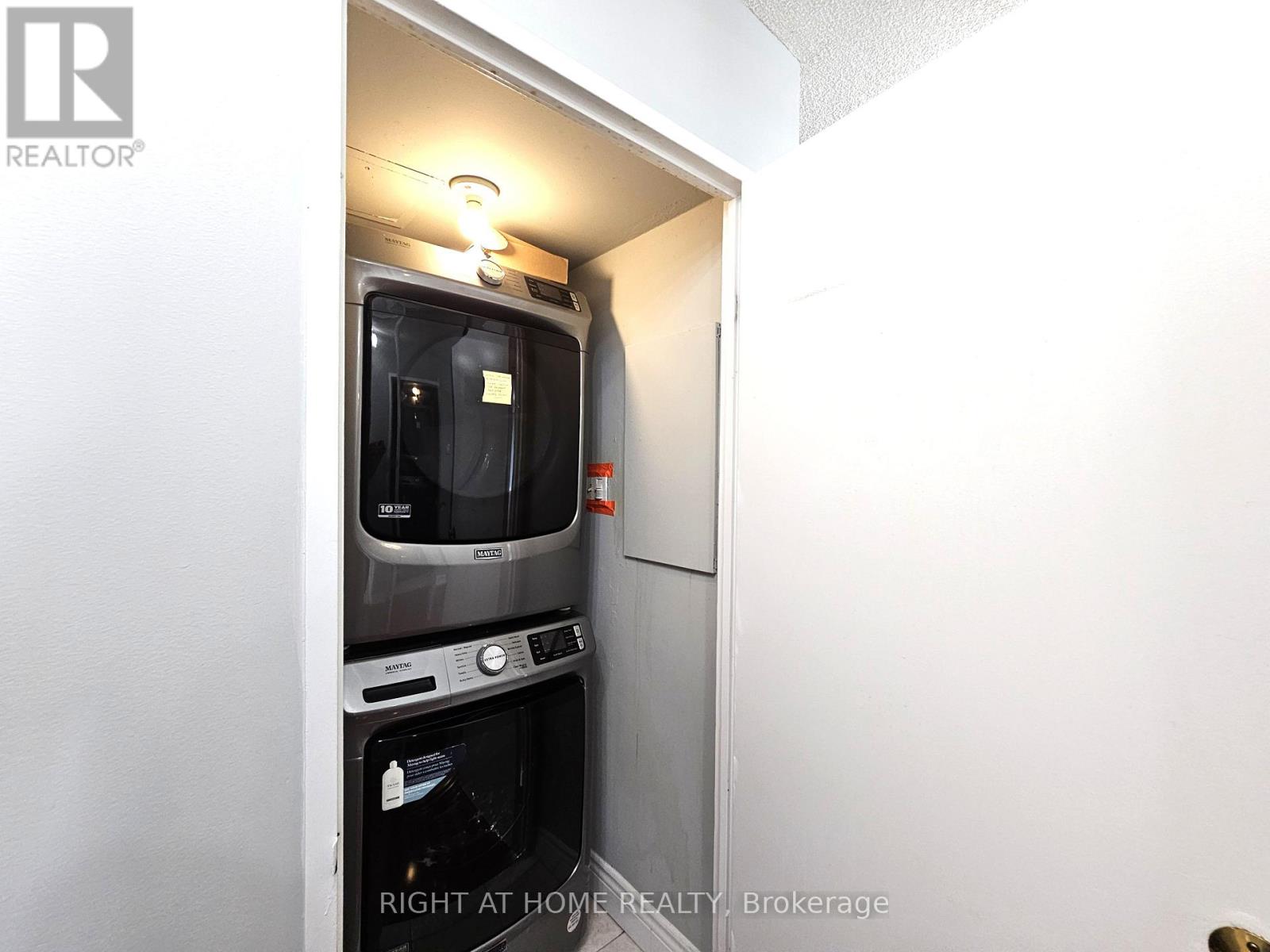 901 - 300 Alton Towers Circle, Toronto, Ontario  M1V 4X9 - Photo 14 - E13541570