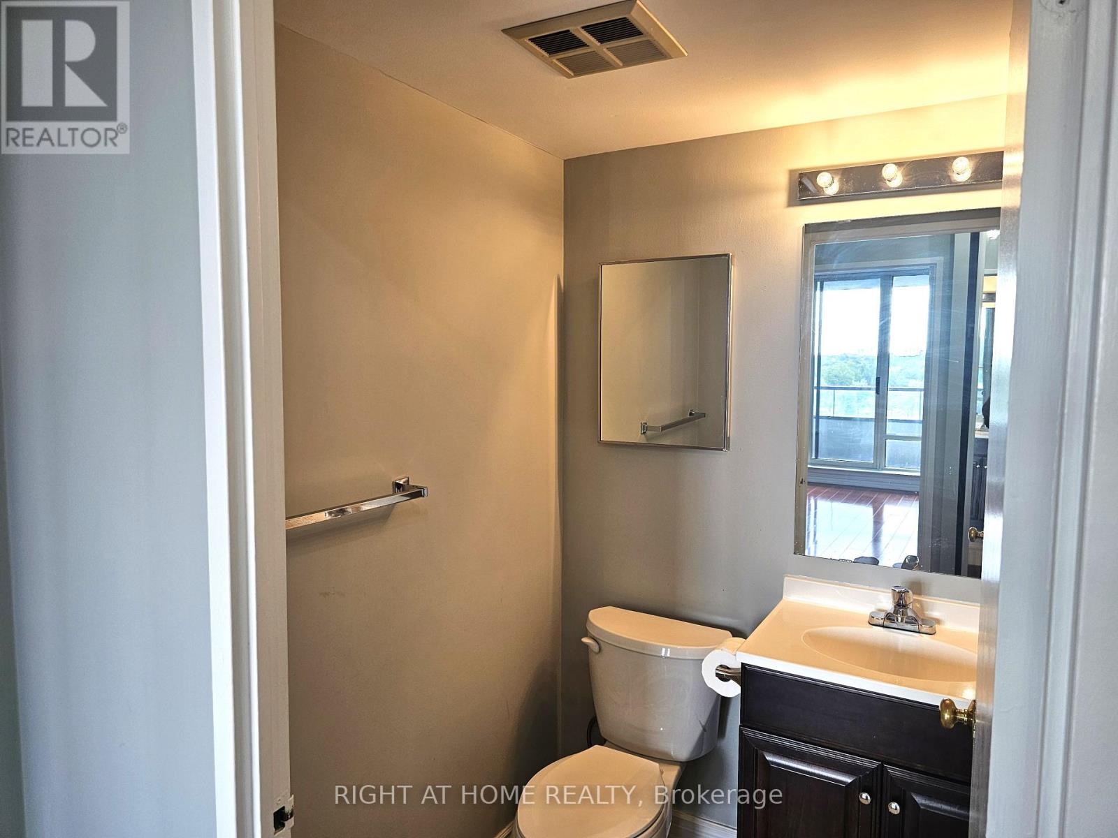 901 - 300 Alton Towers Circle, Toronto, Ontario  M1V 4X9 - Photo 15 - E13541570