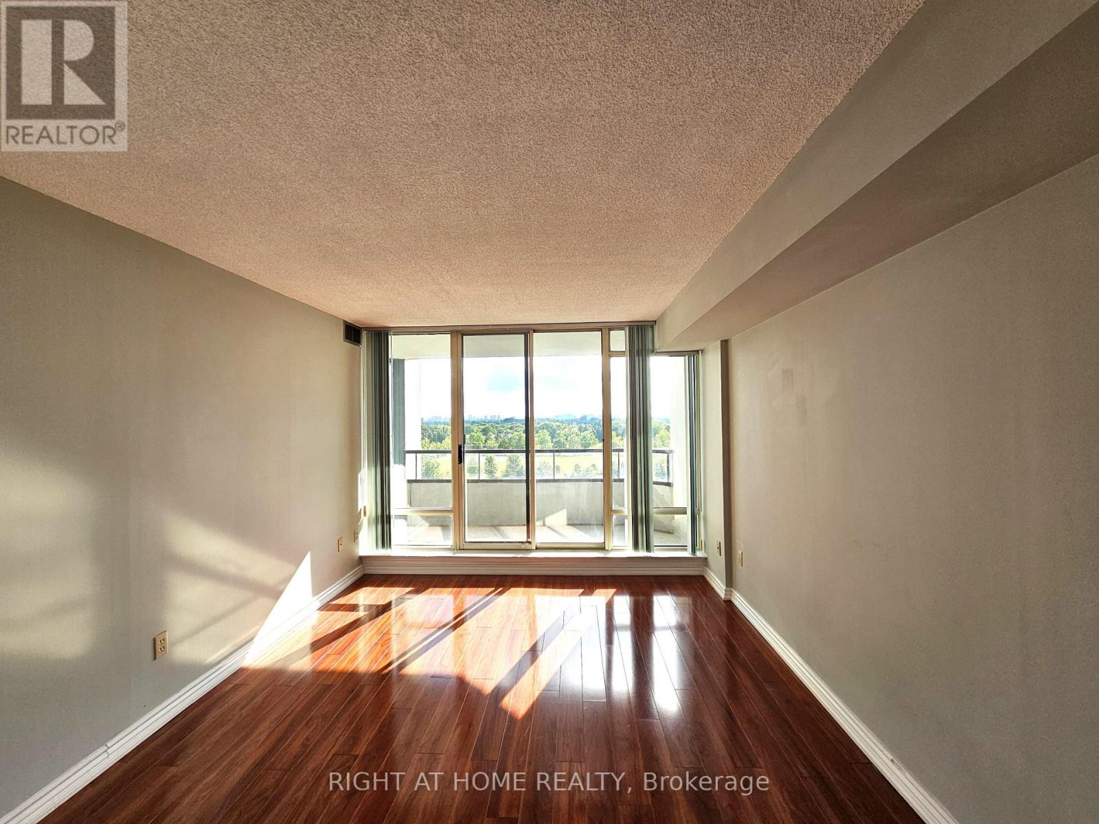 901 - 300 Alton Towers Circle, Toronto, Ontario  M1V 4X9 - Photo 16 - E13541570