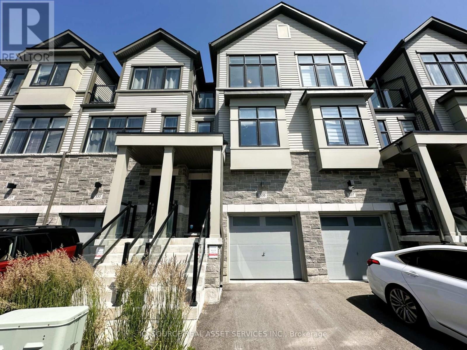 335 Okanagan Path, Oshawa, Ontario  L1H 0A7 - Photo 1 - E13541672