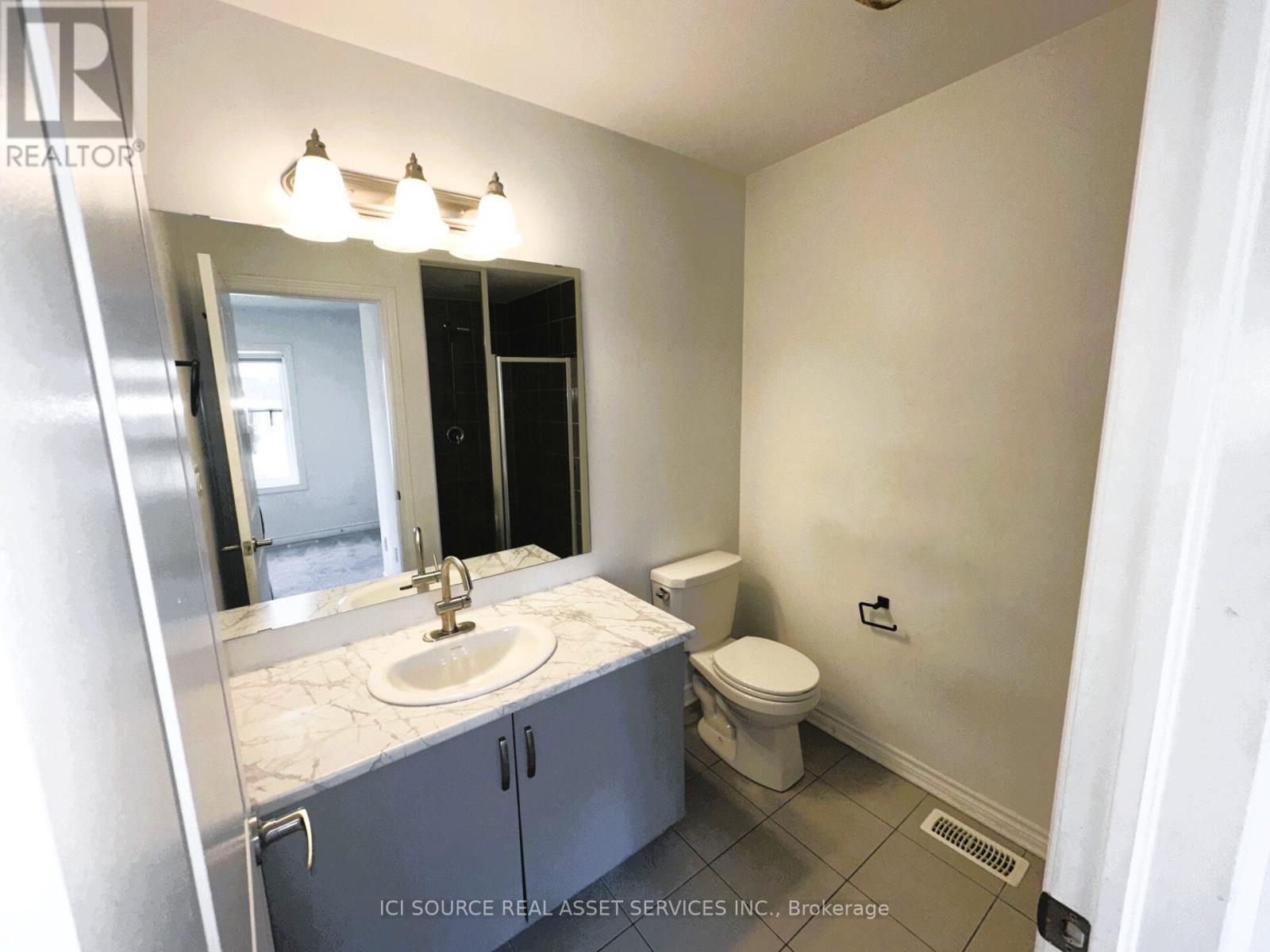335 Okanagan Path, Oshawa, Ontario  L1H 0A7 - Photo 12 - E13541672