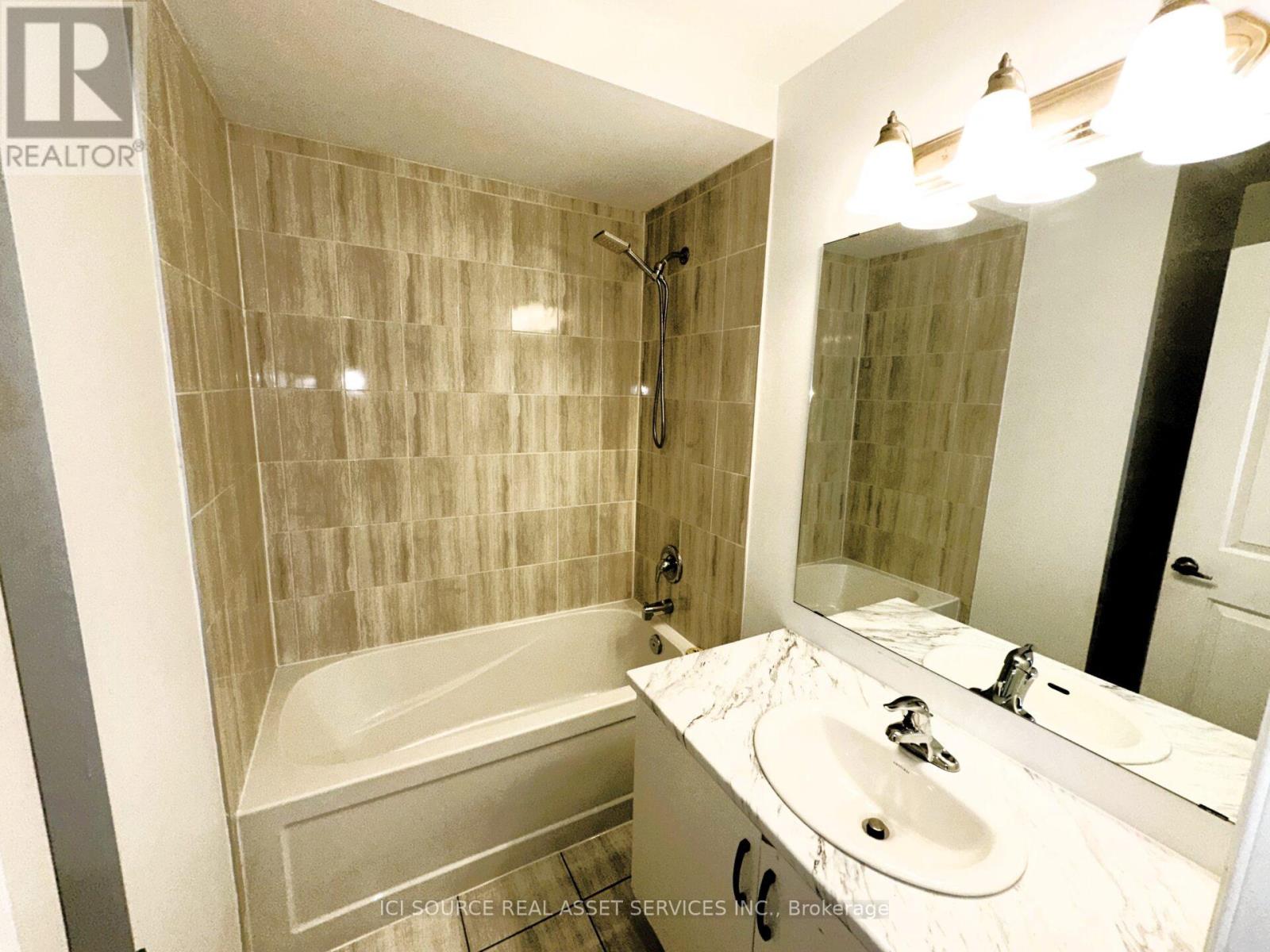 335 Okanagan Path, Oshawa, Ontario  L1H 0A7 - Photo 17 - E13541672