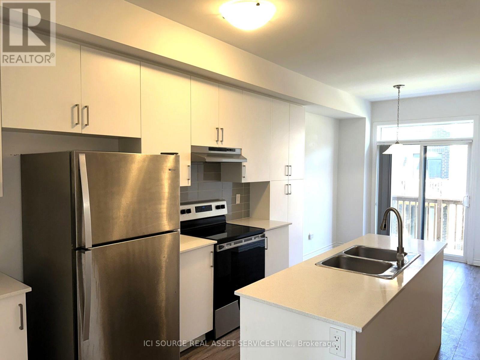 335 Okanagan Path, Oshawa, Ontario  L1H 0A7 - Photo 5 - E13541672