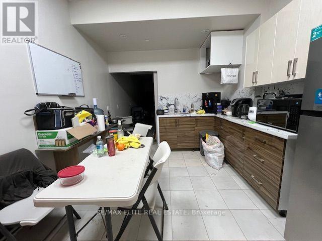 10-11 - 150 Ferrier Street, Markham (Milliken Mills West), Ontario  L3R 3K3 - Photo 18 - N13541572