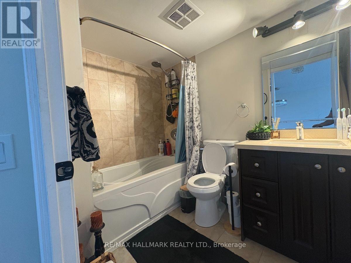702 - 9 Northern Hts Drive, Richmond Hill, Ontario  L4B 4M5 - Photo 10 - N13541612