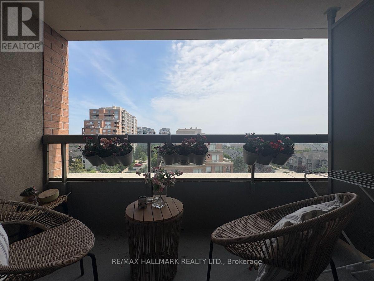 702 - 9 Northern Hts Drive, Richmond Hill, Ontario  L4B 4M5 - Photo 12 - N13541612
