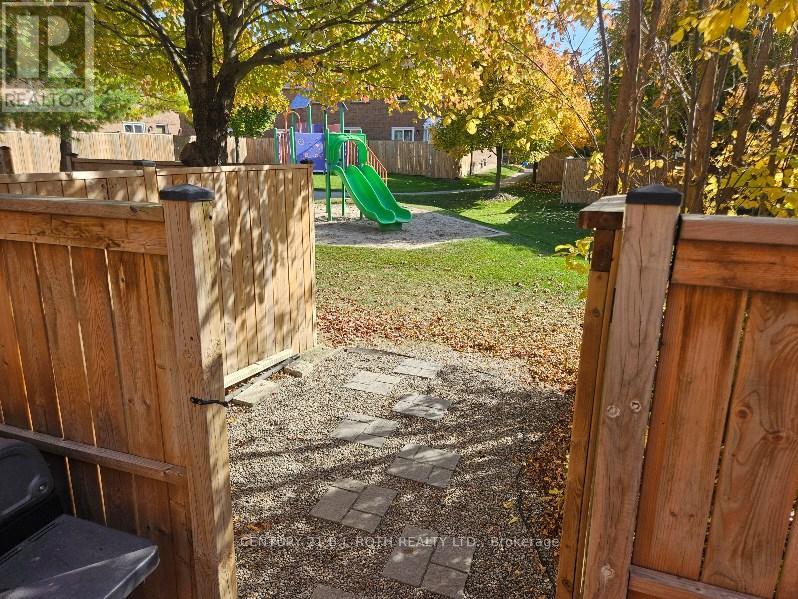 43 - 165 Kozlov Street, Barrie, Ontario  L4N 7M7 - Photo 23 - S13541676