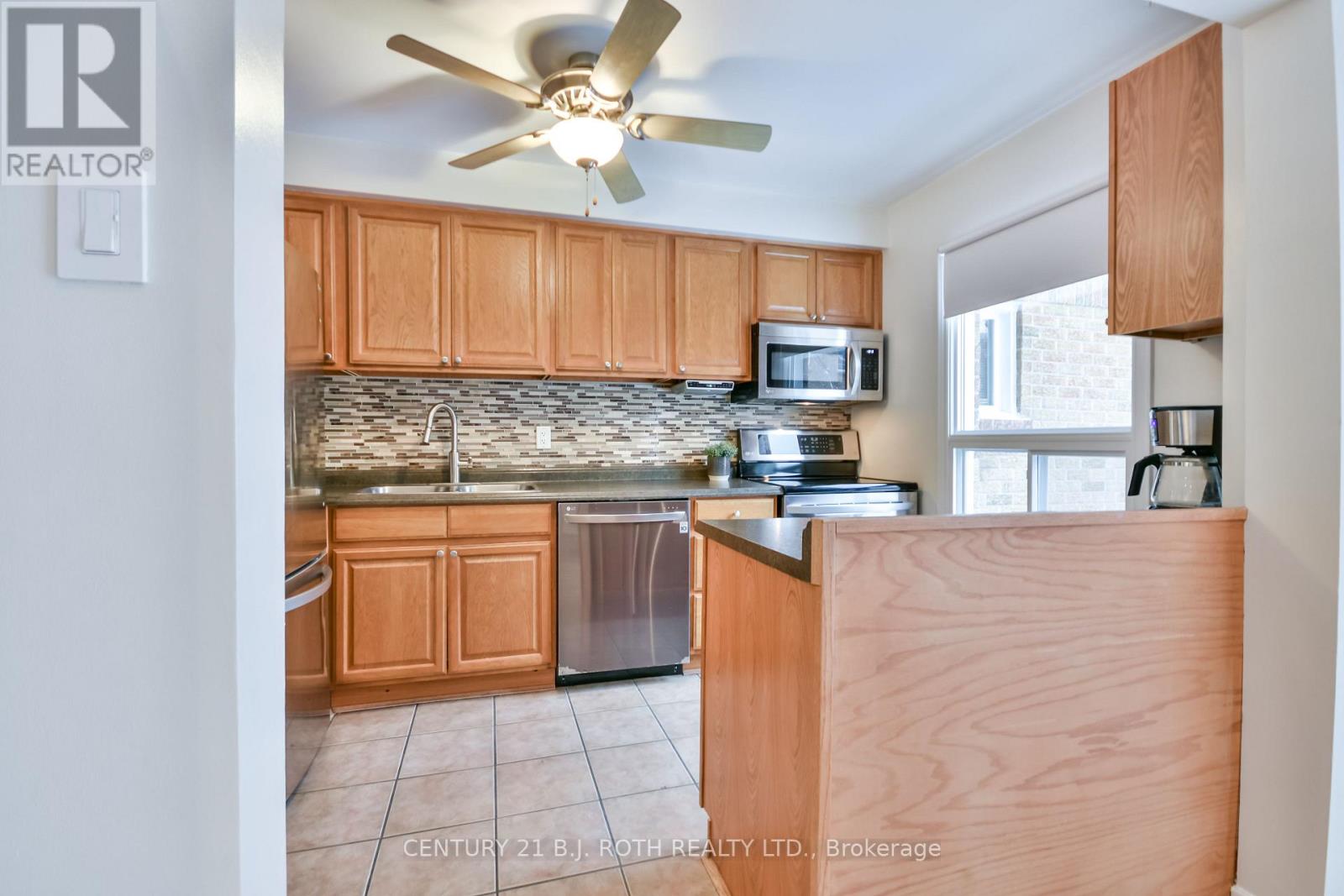 43 - 165 Kozlov Street, Barrie, Ontario  L4N 7M7 - Photo 6 - S13541676